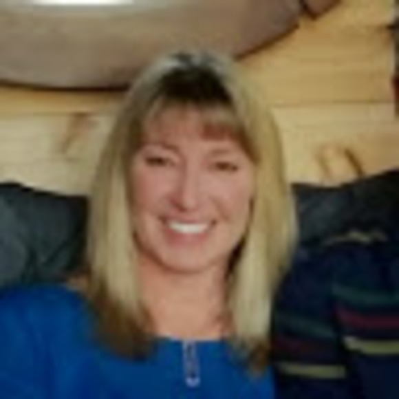 Meet your Posher, Sarah - Picture 1 of 1